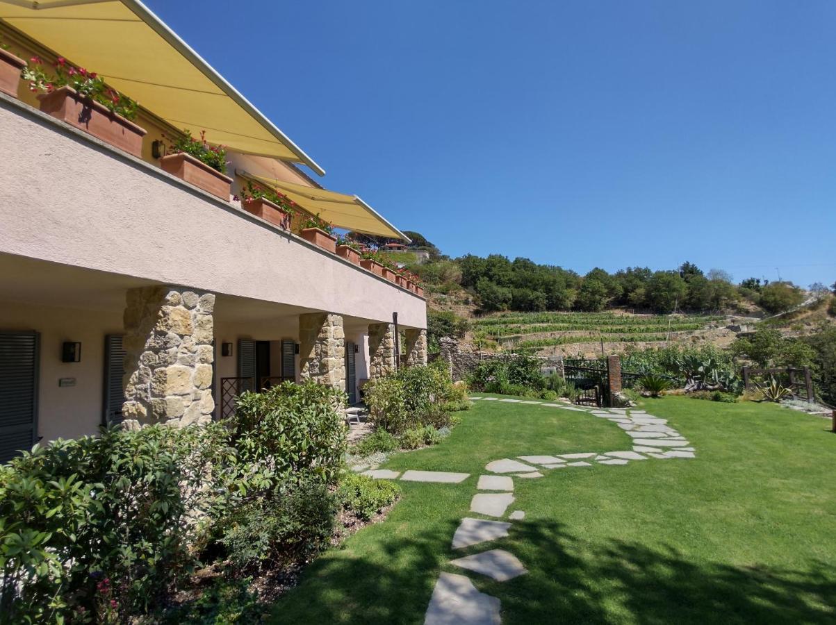 Farm stay Peq Agri-resort Tovo